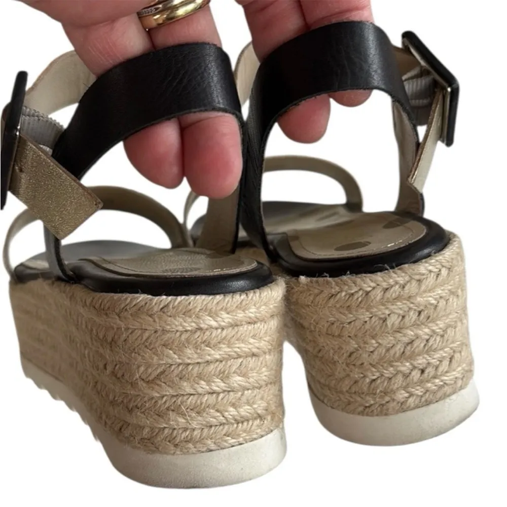 EUC Boden Leather Lena Metallic / Snakeskin
Sandals Size 6 - Image 7