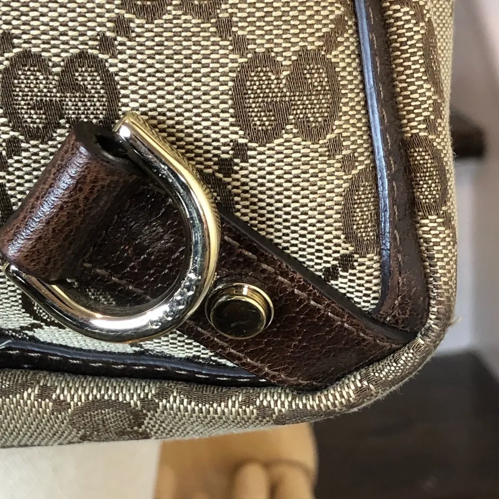 GUCCI Jacquard GG Monogram D Ring E/W Tote Shoulder Bag Zipper Compartment - Image 4