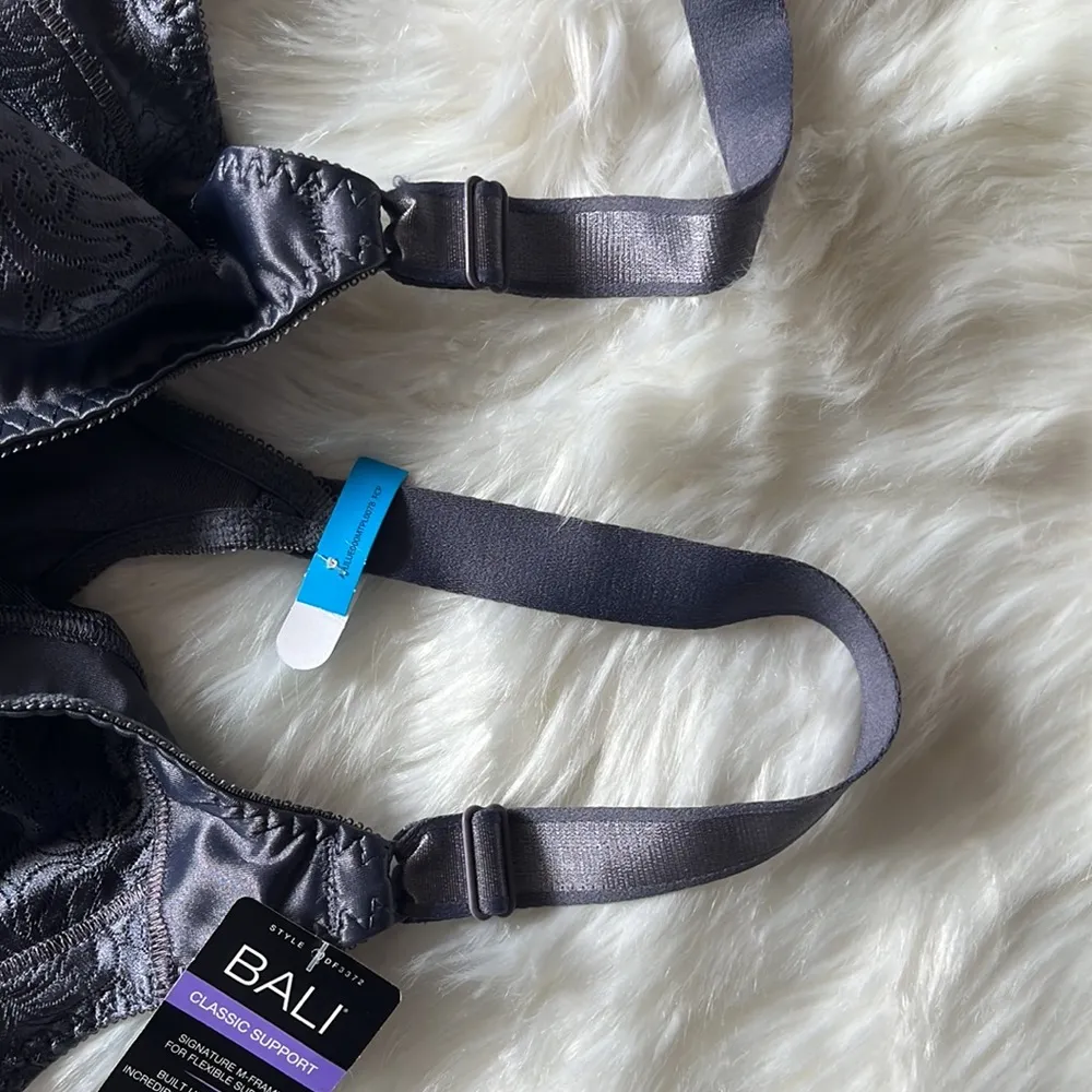 New with tags Bali bra - Image 13