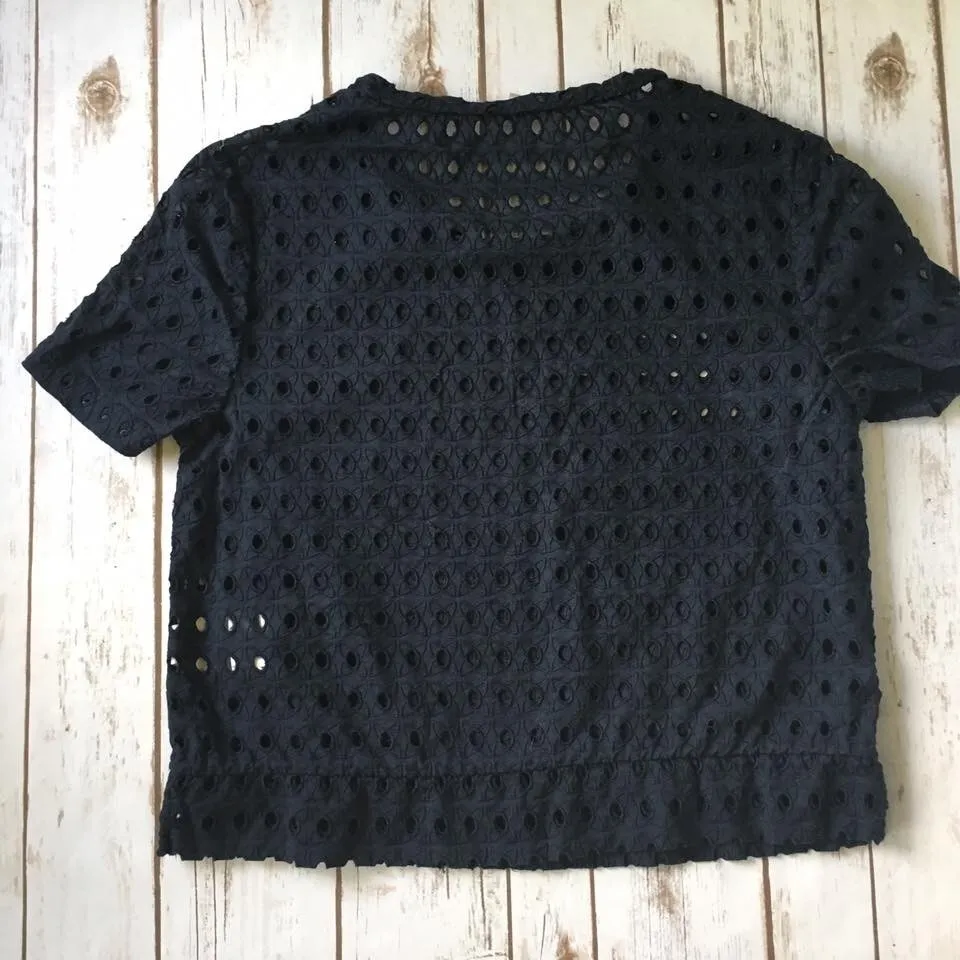 Banana Republic Eyelet Lace Top Women S 4 6 Navy Blue Cotton Coastal Boxy Preppy - Image 2