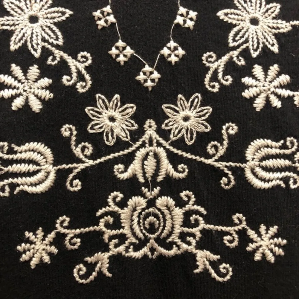 RARE Johnny Was Embroidered Tunic - Image 4