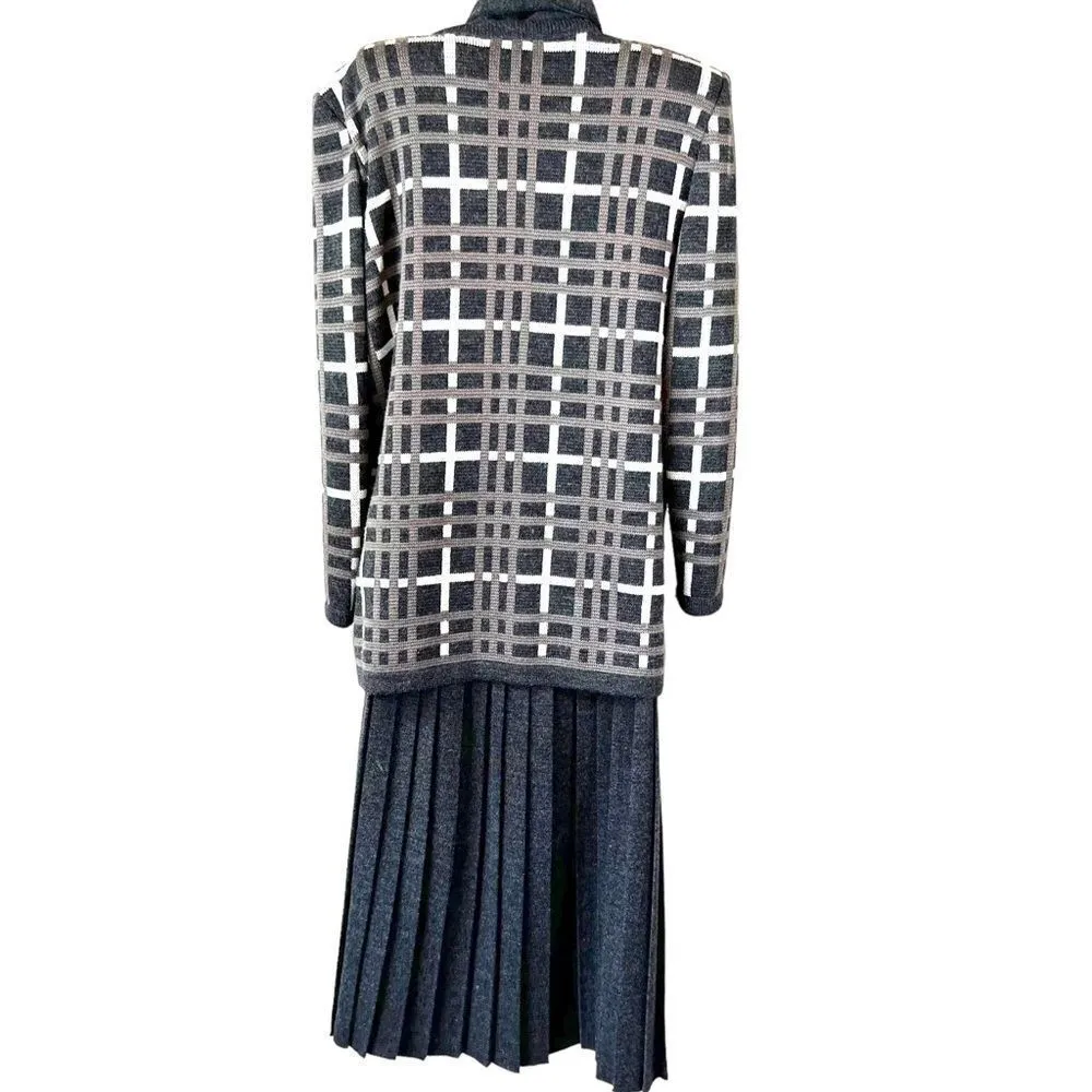 Vintage 80’s Bellino Paris knitted wool blend cardigan & pleated skirt set Gray Size 12 - Image 16