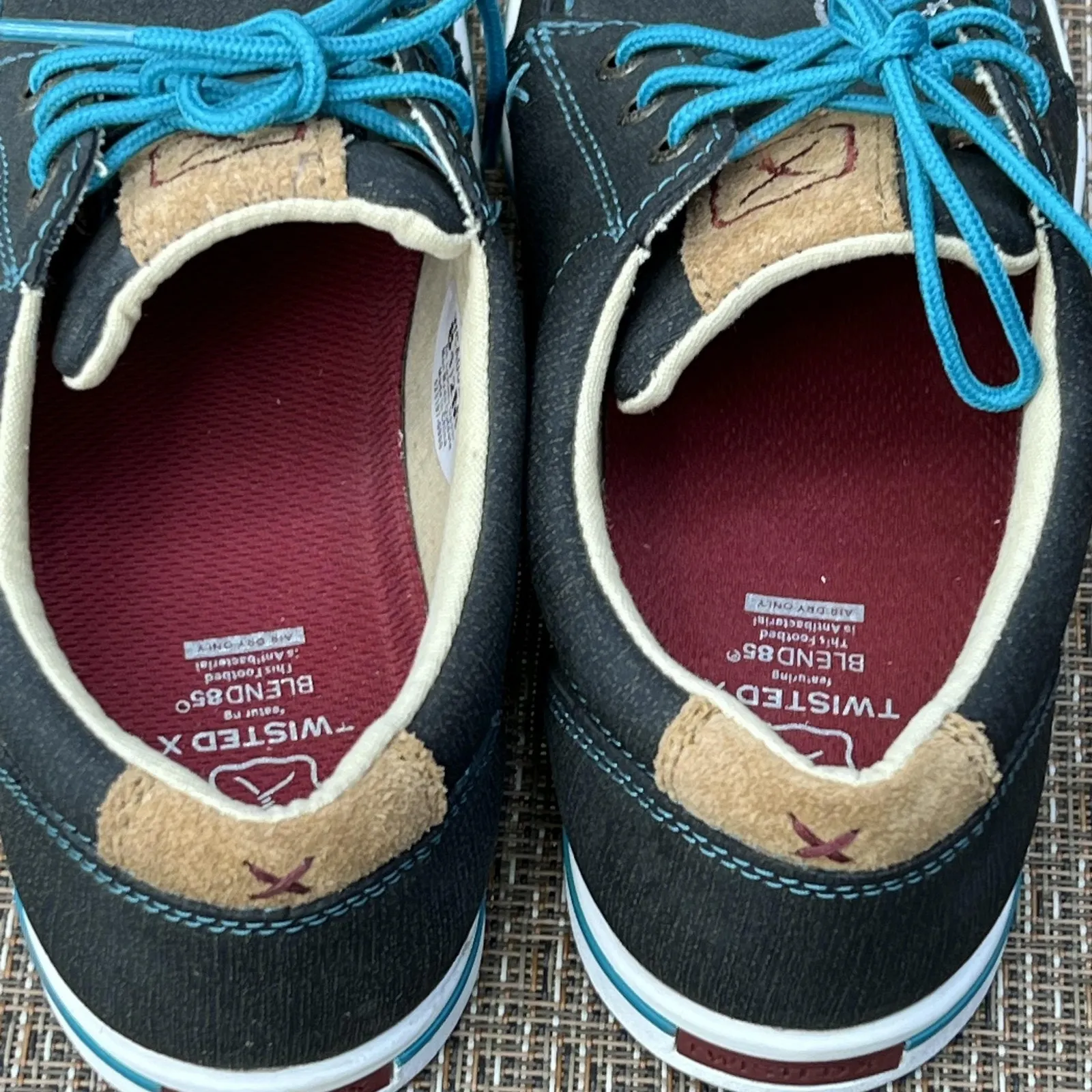 Twisted X Shoes Womens 8.5M Black Leather Blend 85 Casual Moc Toe Lightweight - Image 8