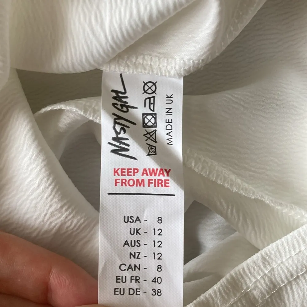 NEW Nasty Gal Knot Front Romper White US Size 8 Long Sleeve Ruffle V-Neck NWT - Image 13