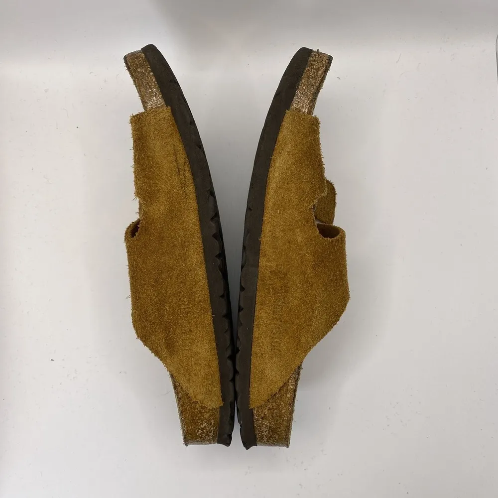 Birkenstock Unixes Old School Camell Suede Sandals Size 38 W7 compared to others - Image 10