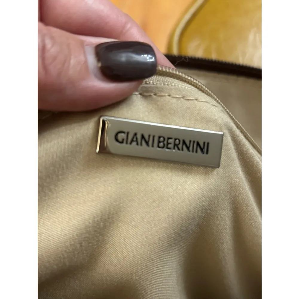 Women's Gianni Berinni Handbag, One Size, Black and Burgundy - Image 5