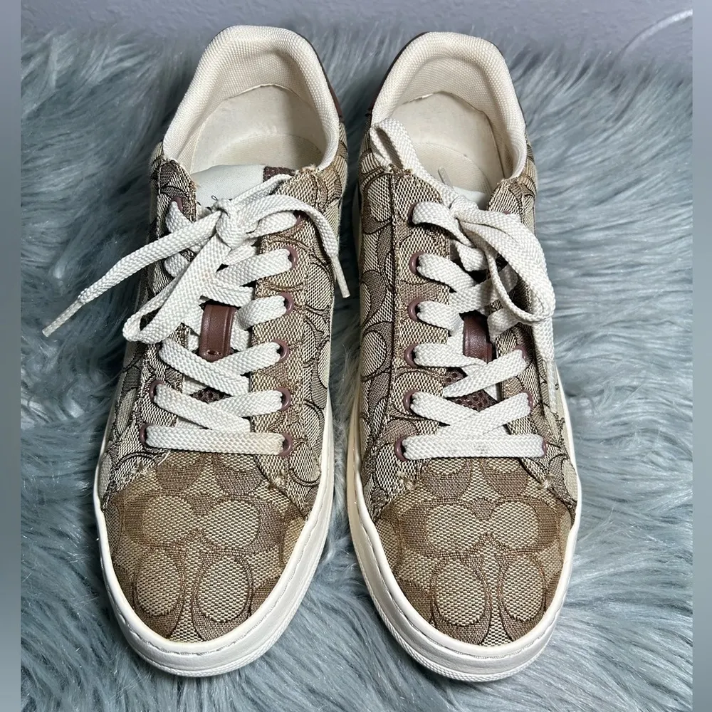 Coach Clip Low Top Sneaker KHAKI/SADDLE  
Size 7.5B - Image 5