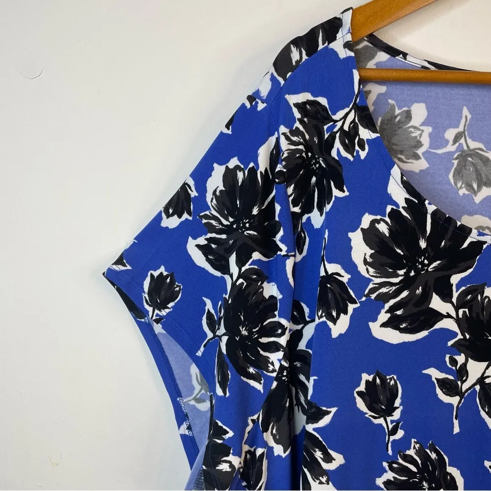 Lane Bryant Blue Black floral knit short sleeve belted dress womens 26 28 new - Image 7