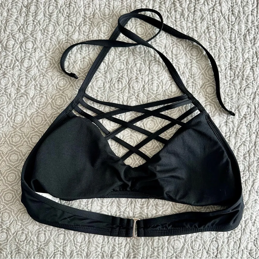 Mossimo Black Strappy Criss - Image 2
