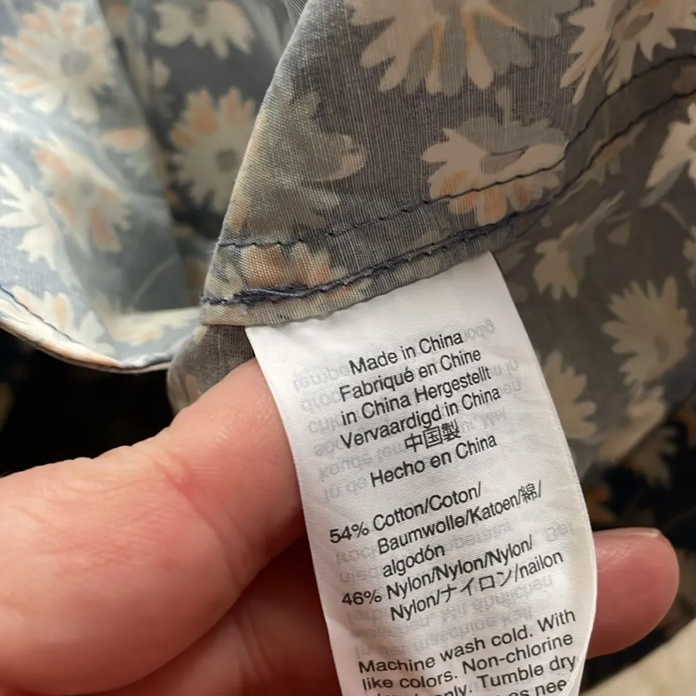 Madewell Ruffle-Neck Anorak Raincoat in French Floral - Image 16