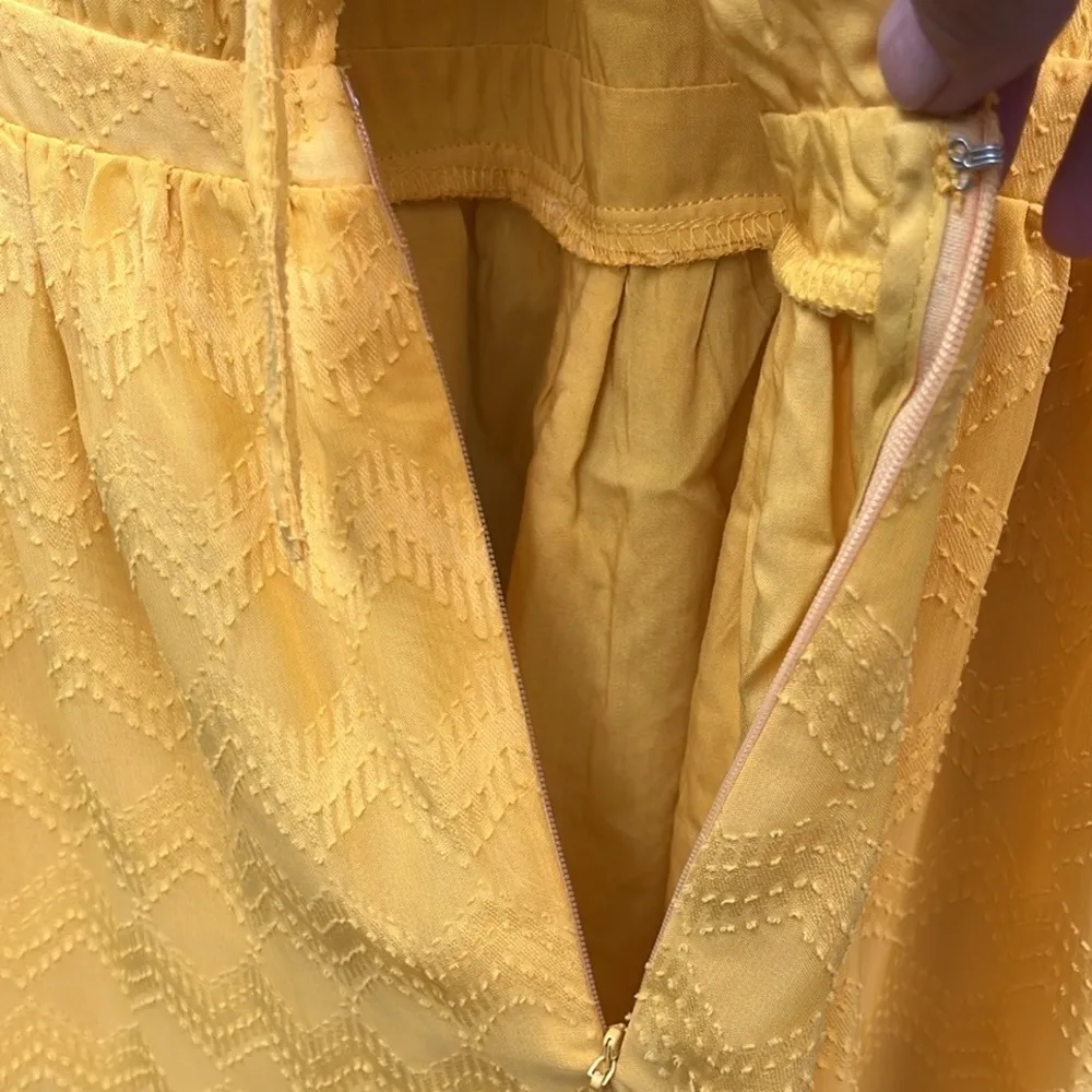 Like New Sunday in Brooklyn Tiered Back Bow Dress Yellow Size Small - Image 10