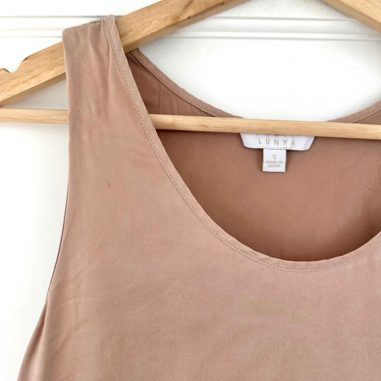 Lunya Washable Silk Tulip Tank Top‎ Sleepwear Delicate Pink Womens Size S Tan - Image 5