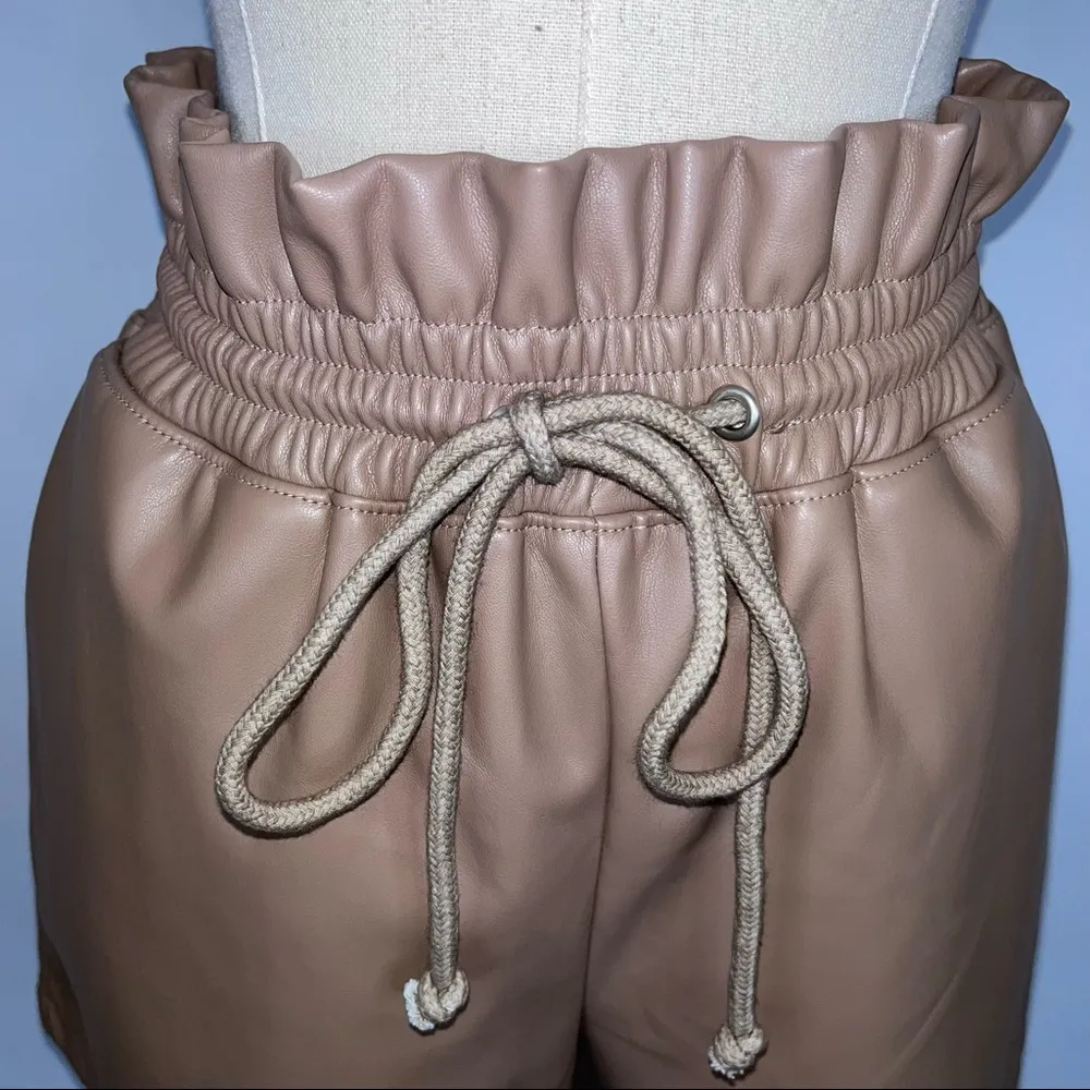 High Waist Paper Bag Faux Vegan Leather Shorts Small NWOT Dusty Rose - Image 2