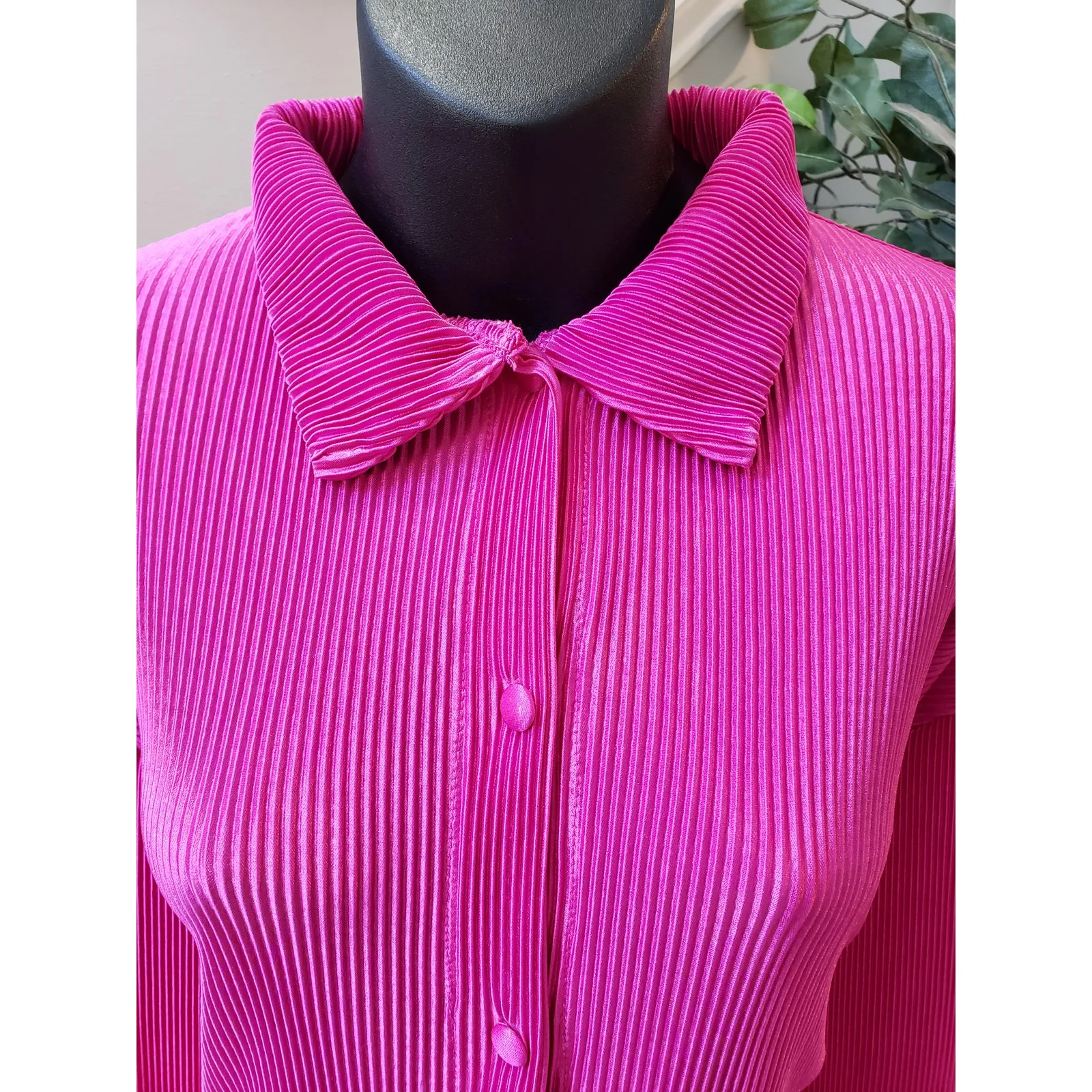 Hot Pink Pleated Lounge Set Button Top Wide Leg Pants 2 - Image 8