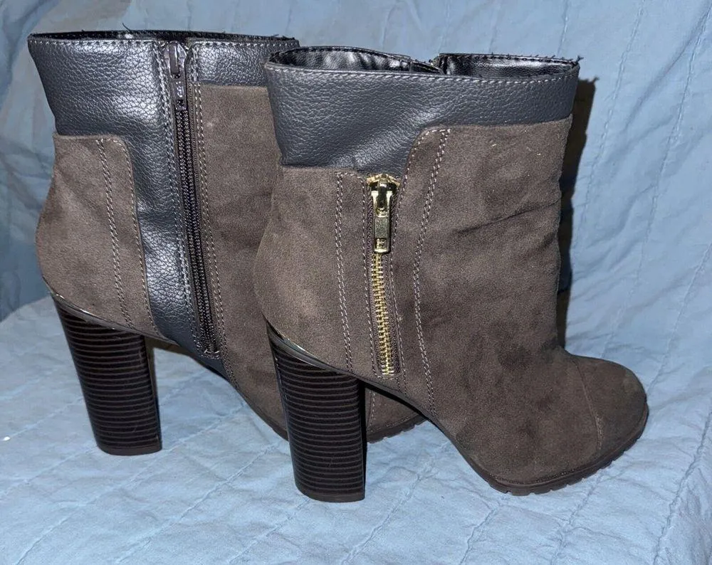 Juicy Couture Brown Suede Zip Platform Chunky Block Ankle Booties Sz 7.5 - Image 5