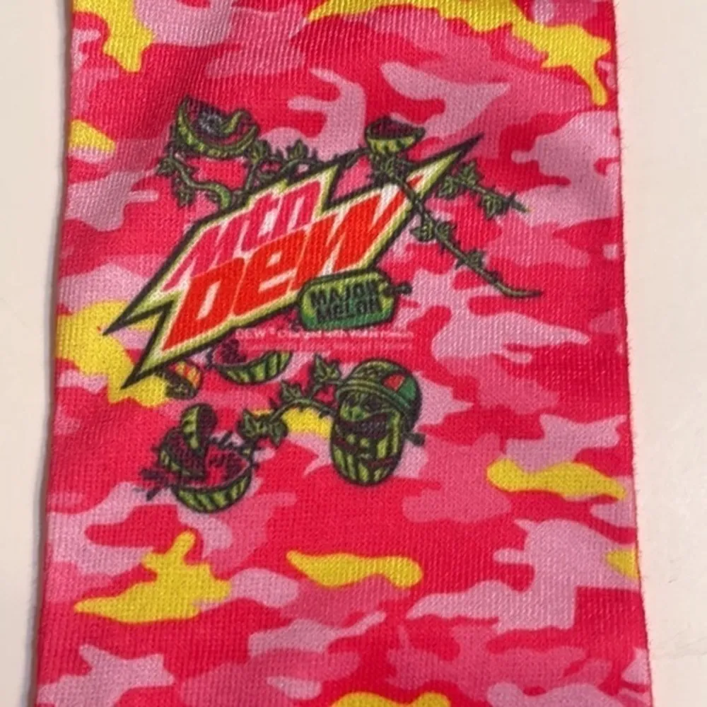 Mountain Dew Unisex Pink Camo socks New OS - Image 2