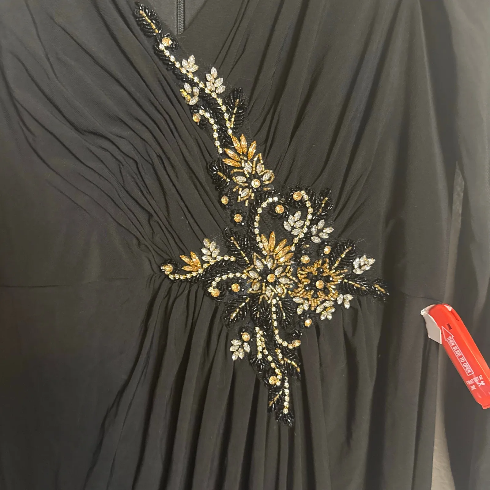 Mac Duggal Black Faux Wrap Long Sleeve Appliqué Detail Evening Gown Size 14 - Image 4
