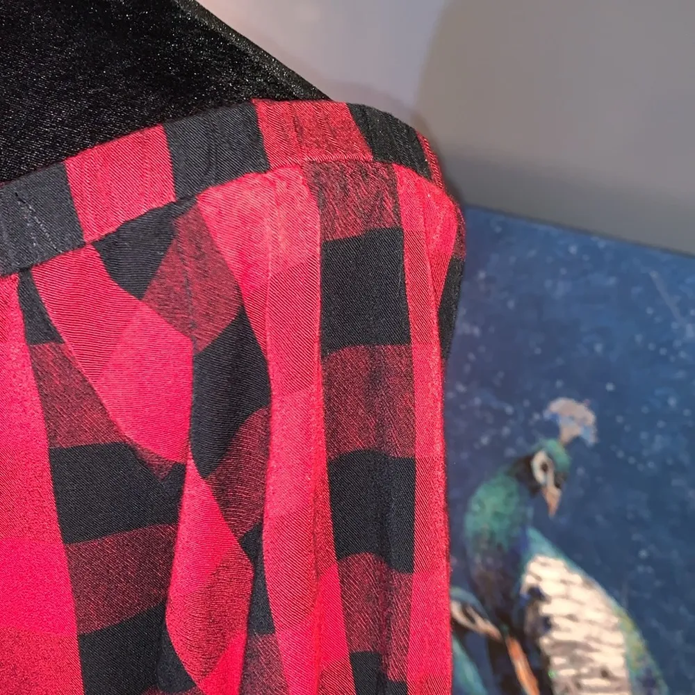 Size M Buffalo Plaid 3/4 Belle Sleeve Crop - Image 8