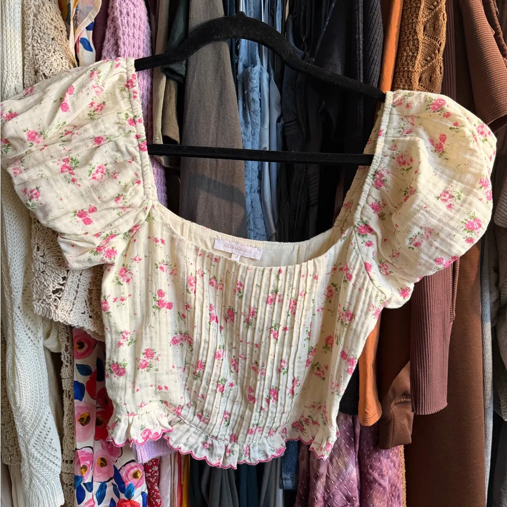 Olivaceous Crop Puff Sleeve Blouse with boning structure - Image 3