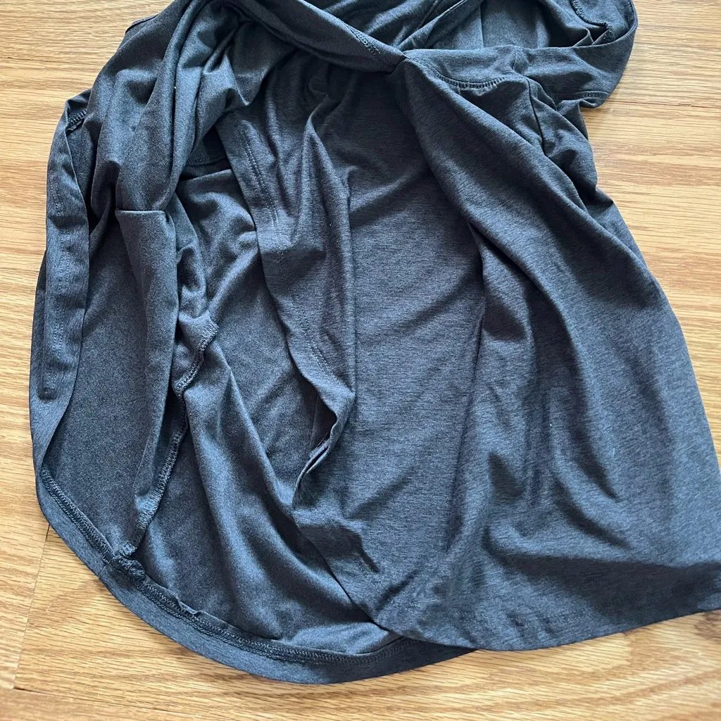 5/$25 Old navy nursing tank top - Image 4