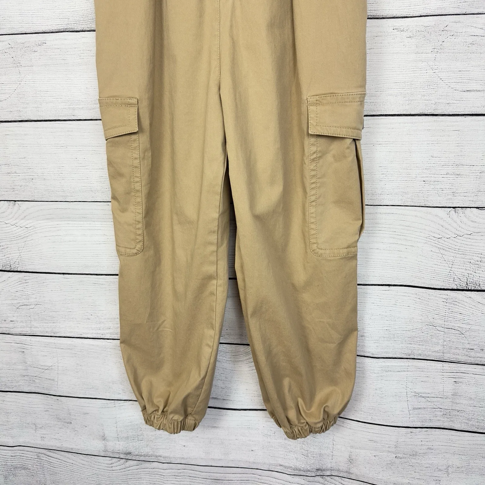 Banana‎ Republic Cargo Jumpsuit In New British Khaki Size 4 Petite Feminine Boho - Image 5
