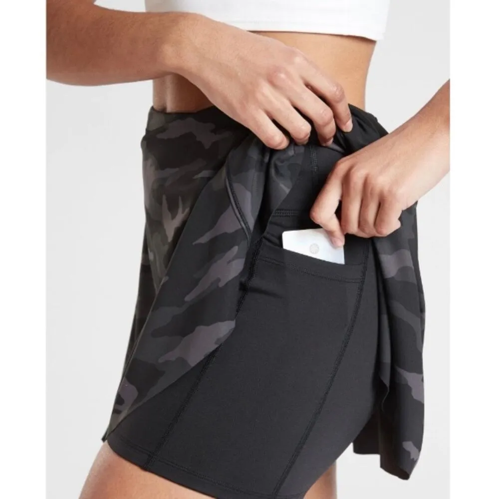 Athleta Match Point Printed Skort in Supersonic - Black Camo - Small - Image 5