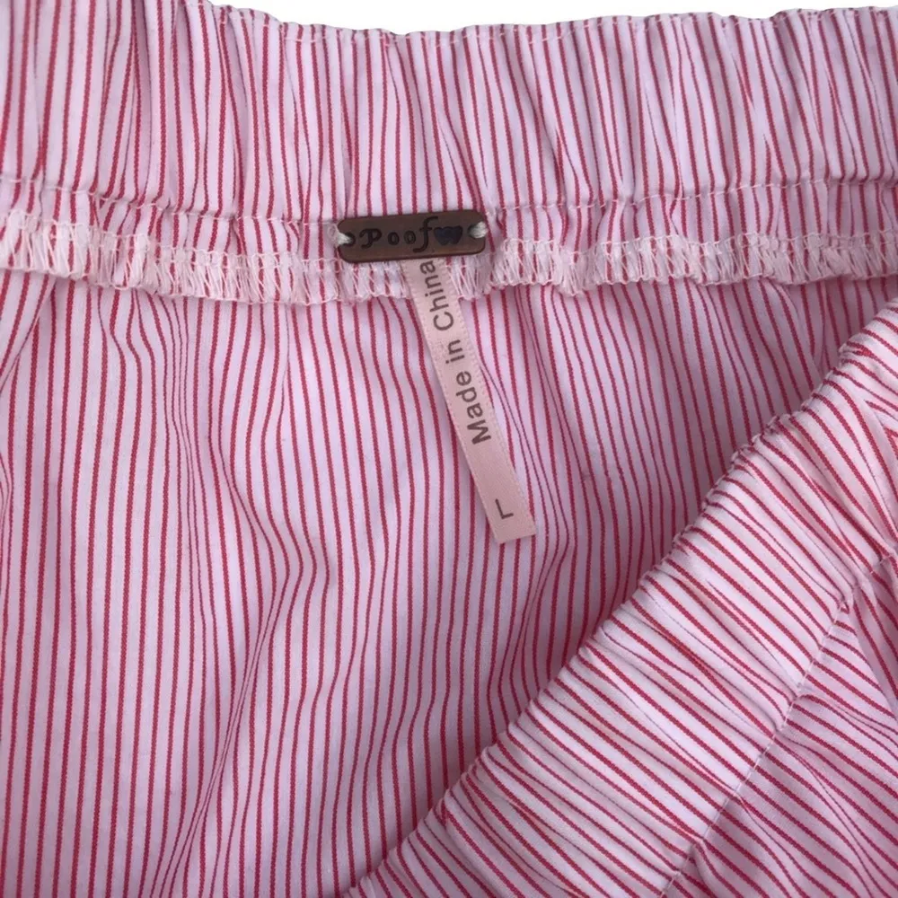 NWOT  Off the Shoulder Pinstripe Top With Tie End Sleeves Size Large - Image 3