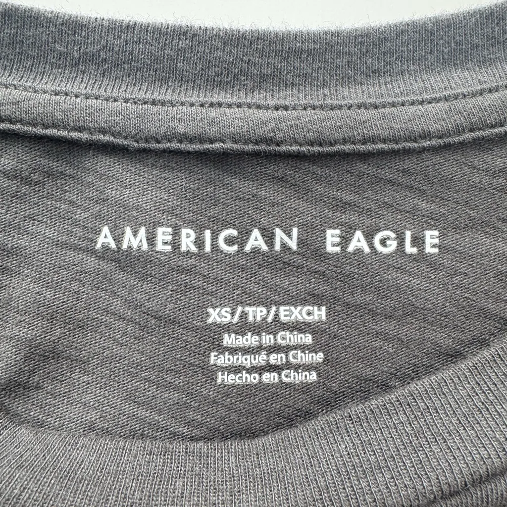 American Eagle Outfitters Floral Graphic Gray Crew Neck Tee Size XS - Image 7