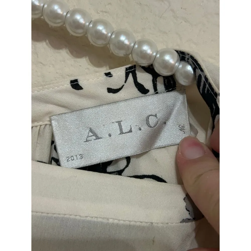 A.L.C Silk Top Size Large Classy Quiet Luxury Split Back Long Sleeve Top - Image 3