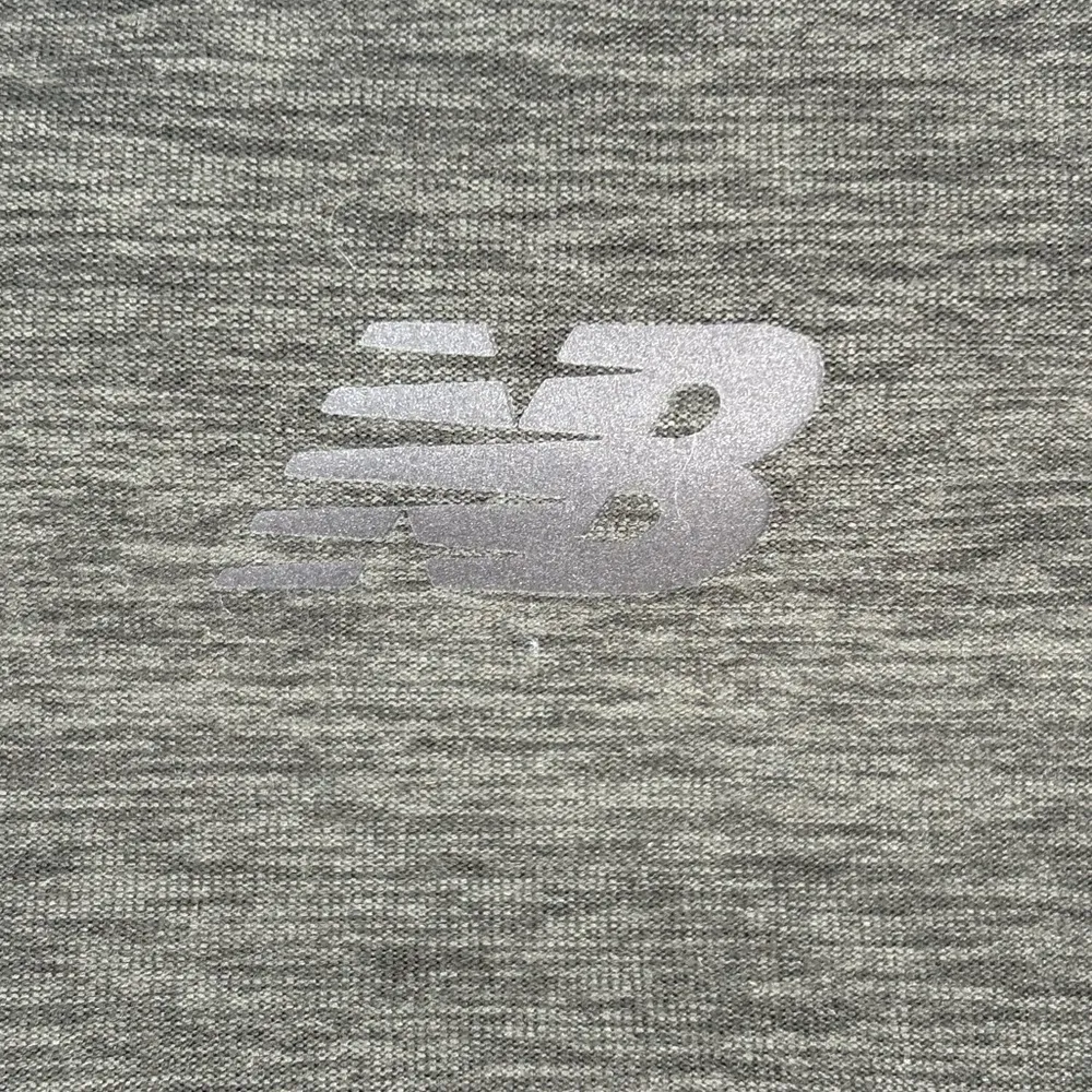 New Balance Super Soft  Heathered Dark Olive Green
Leggings Size Small - Image 6