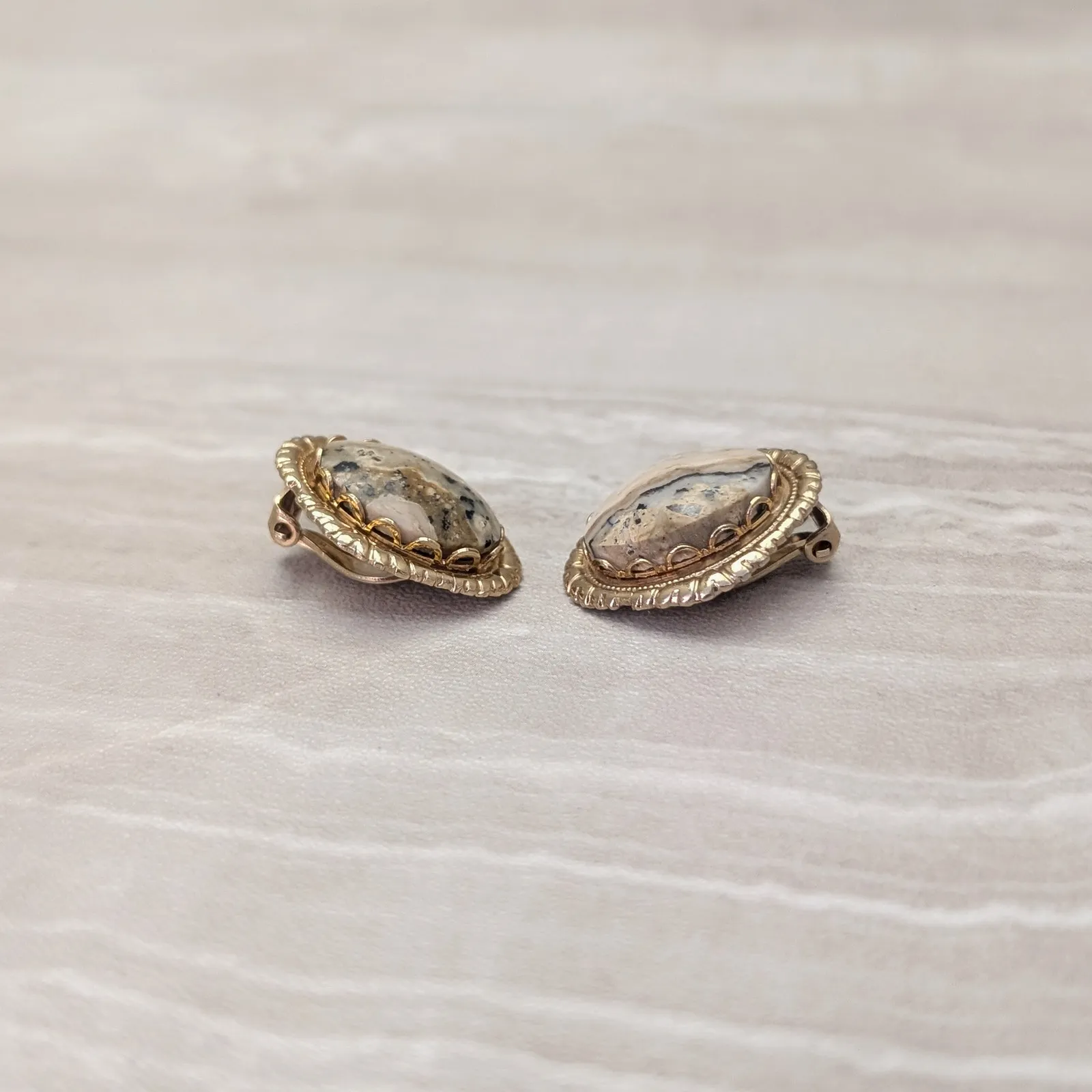 Vintage Clip On Earrings Fancy Gold Tone Halo with Possible Stone Center - Image 4