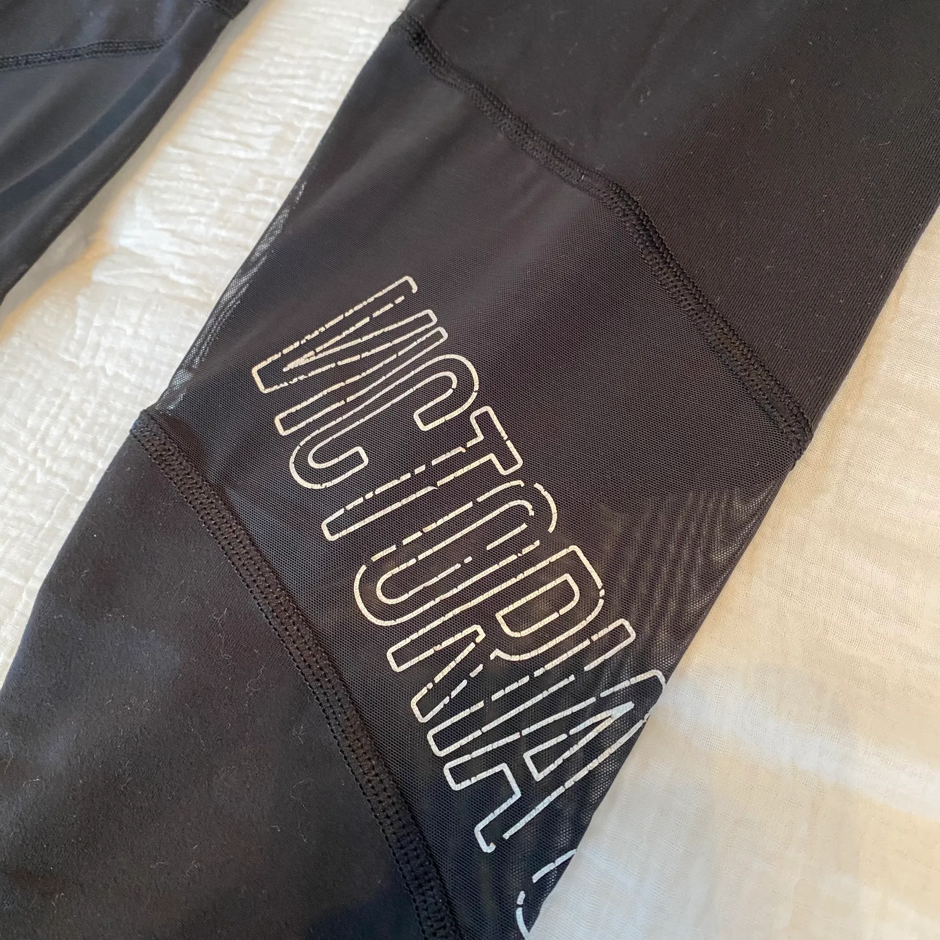 Knockout Tight Legging - Image 4