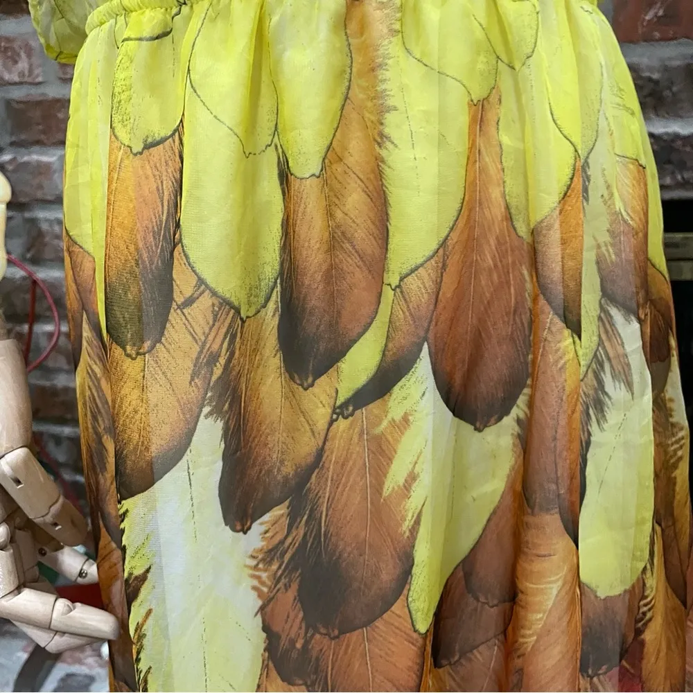 COPY - Romeo & Juliet Couture colorful feather print maxi dress/ S /Excellent c… - Image 9