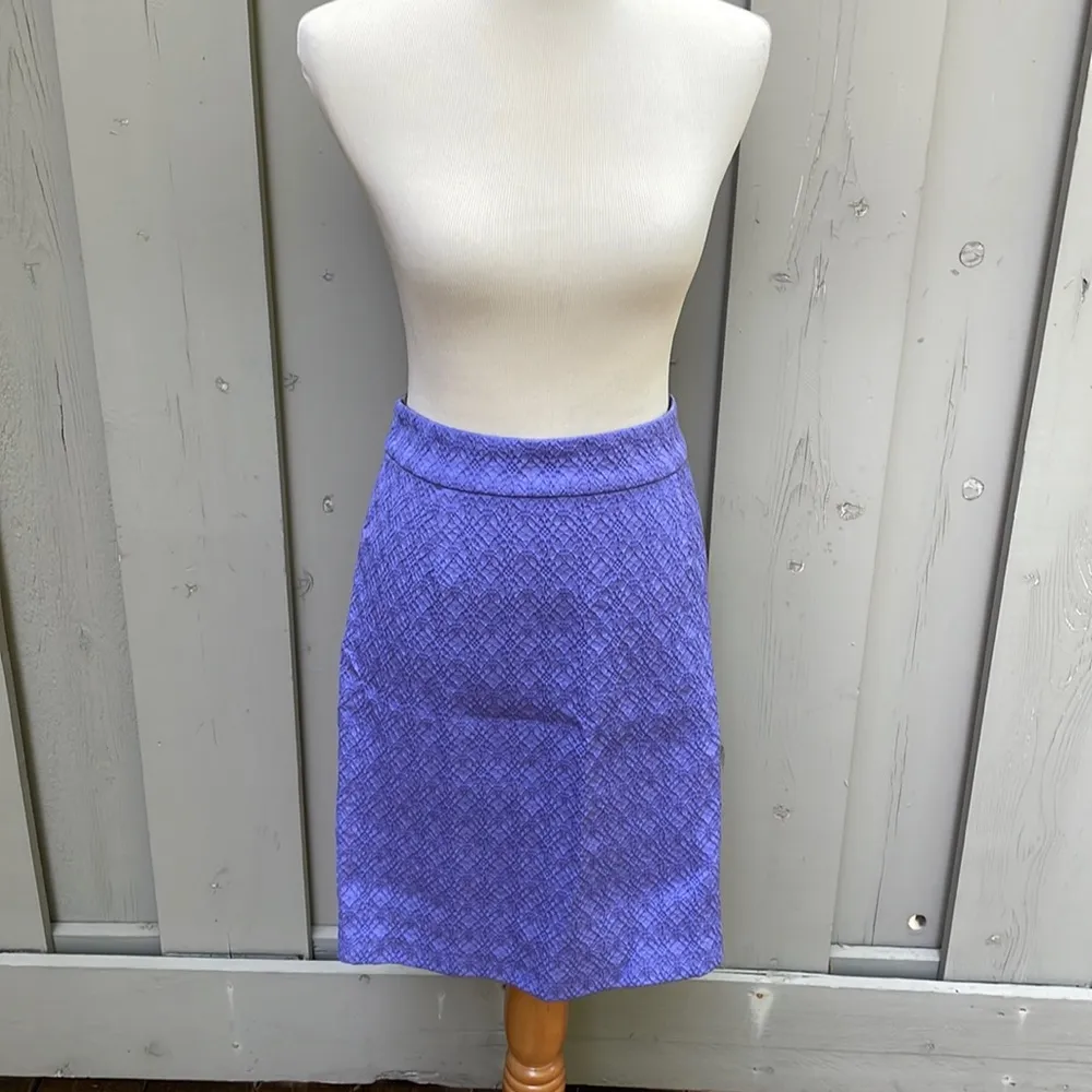 Banana Republic Violet Textured Skirt Size 10 - Image 3