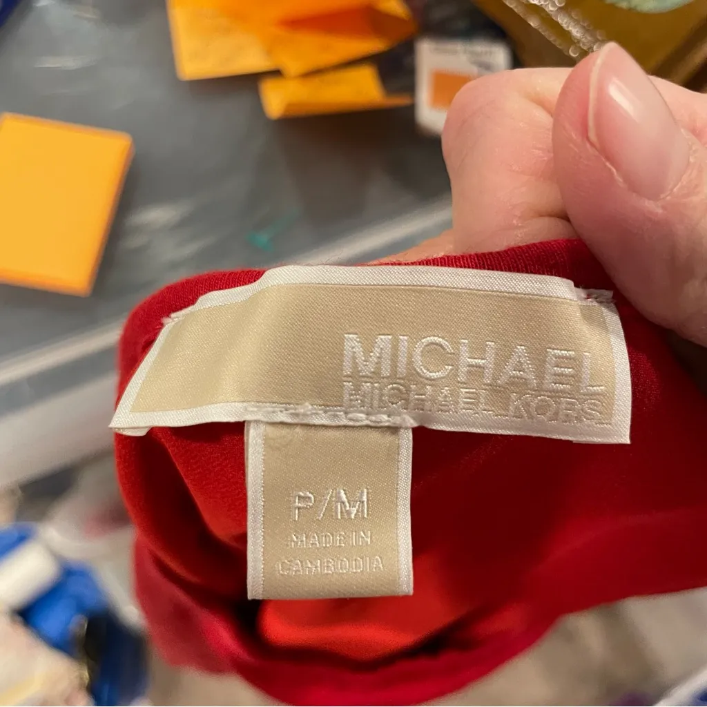 Cute Michael Kors ruffle hem top short sleeve spicy red cross back - Image 7