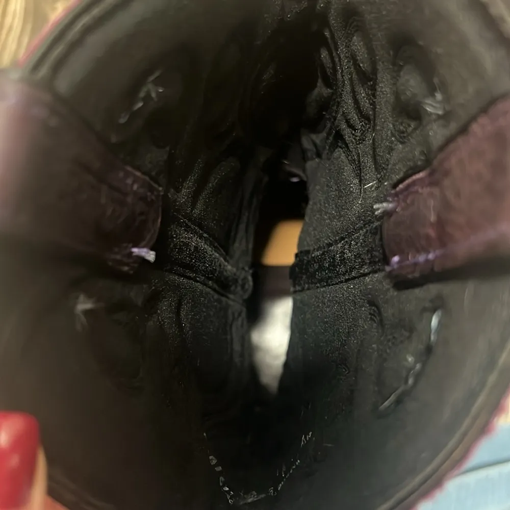 Purple leather cowboy boots Size 7 - Image 6