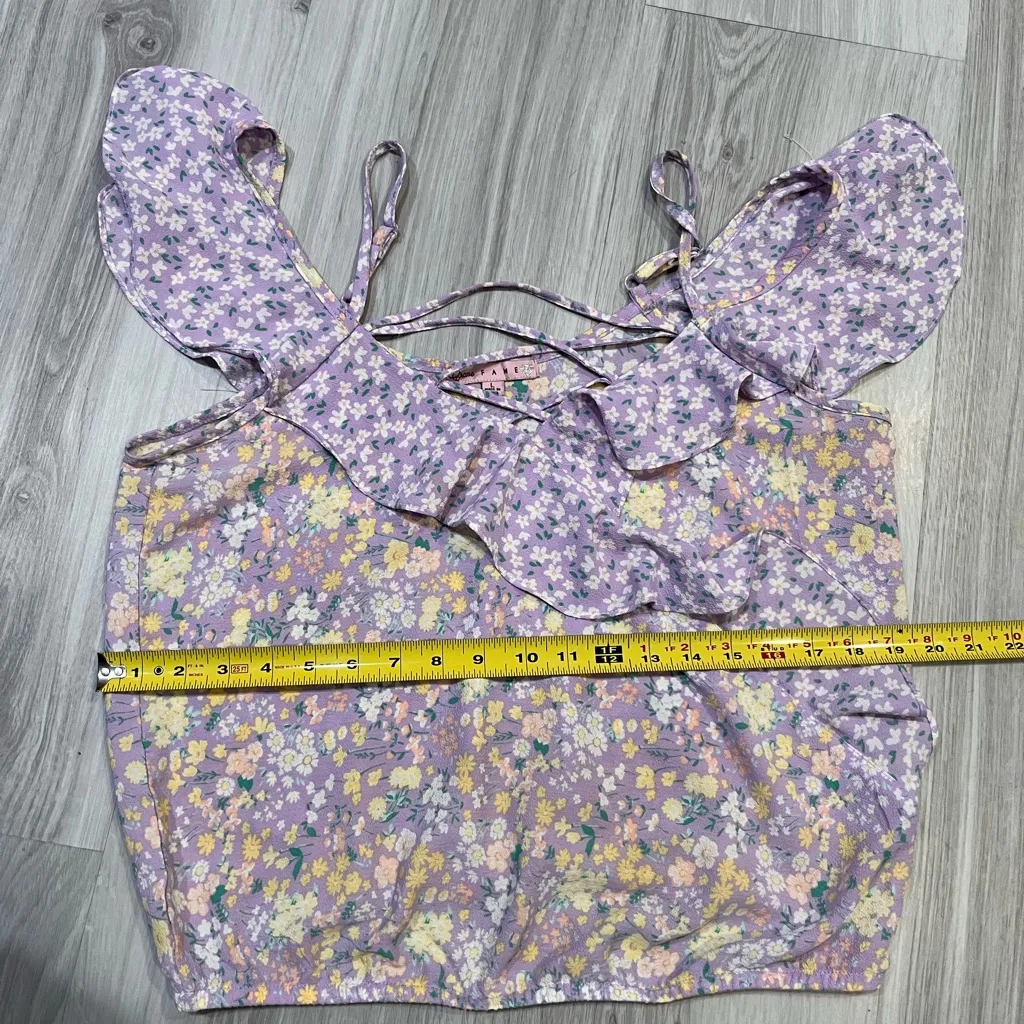 NWOT Floral Ruffle Top - Image 4