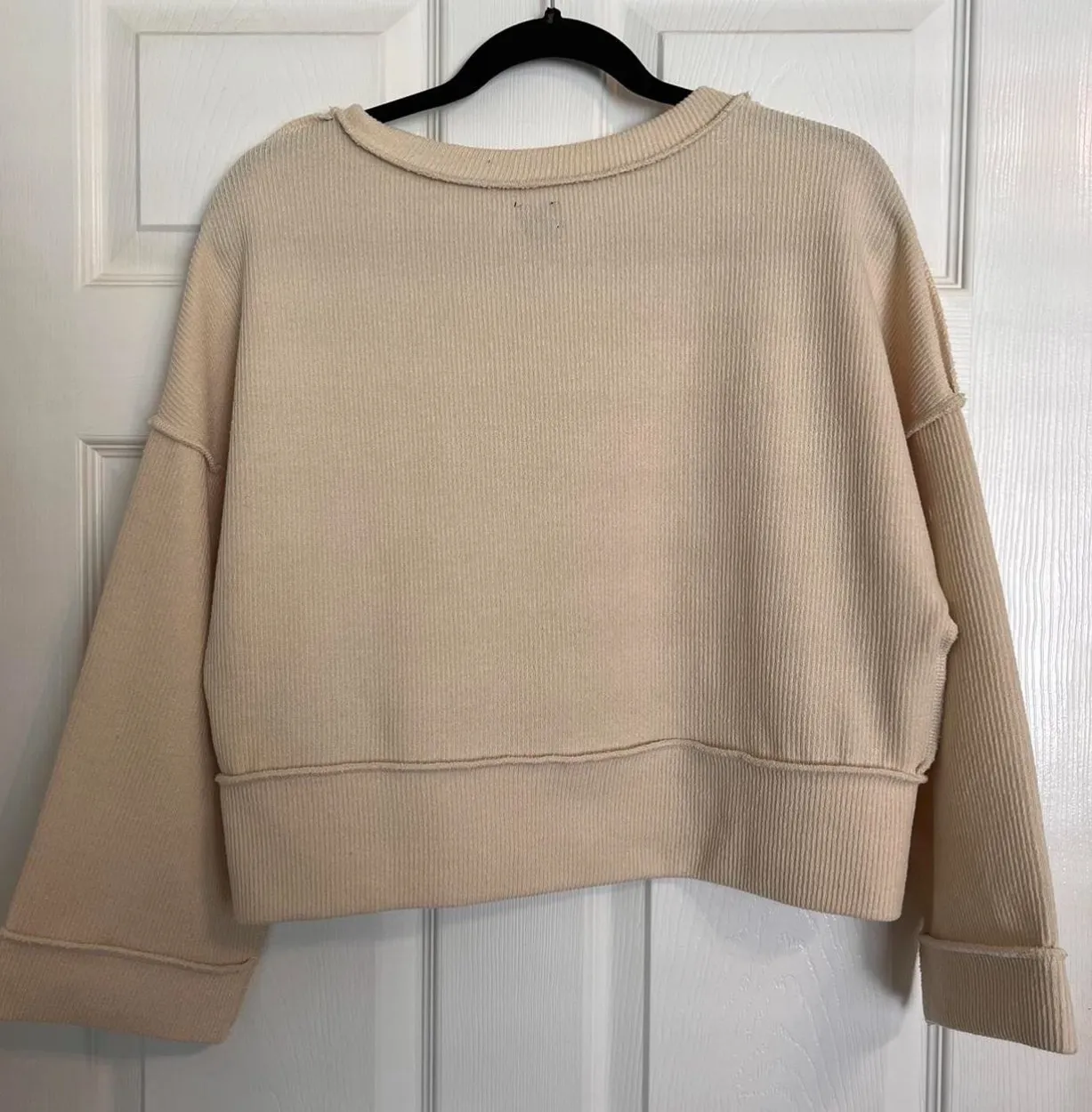 Beige Boxy V-Neck - Image 4