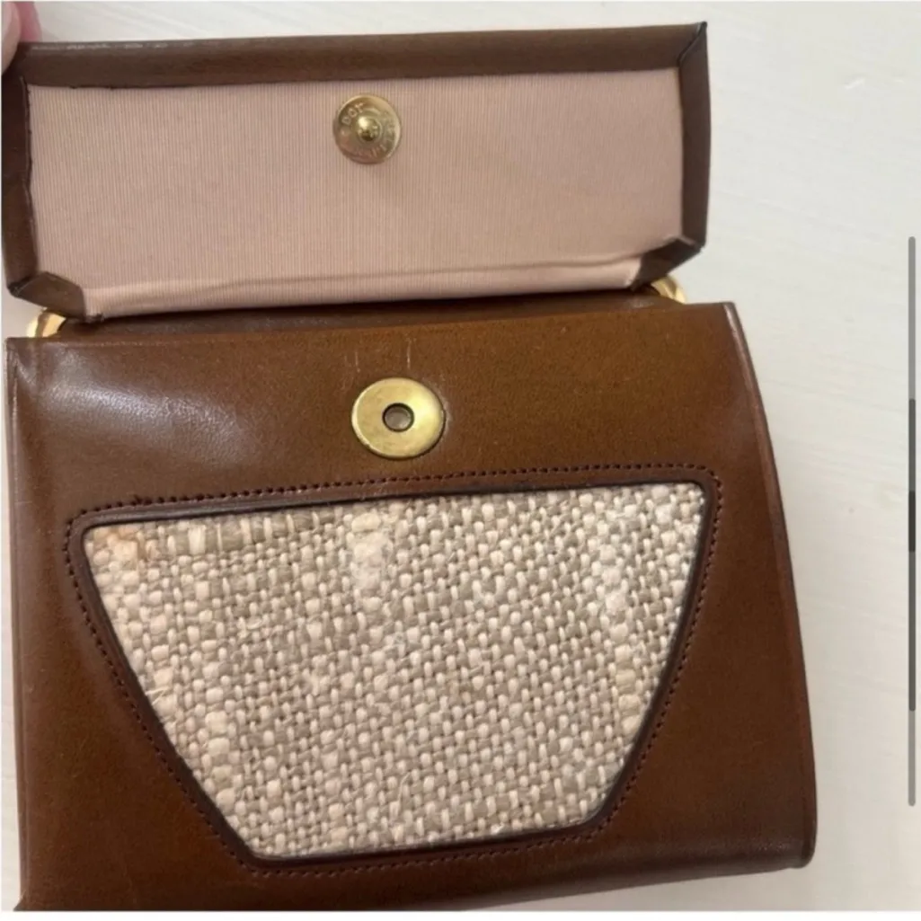 1960s Lady Buxton Leather & Brass French Purse Wallet with Kiss Lock Brown Tan - Image 6