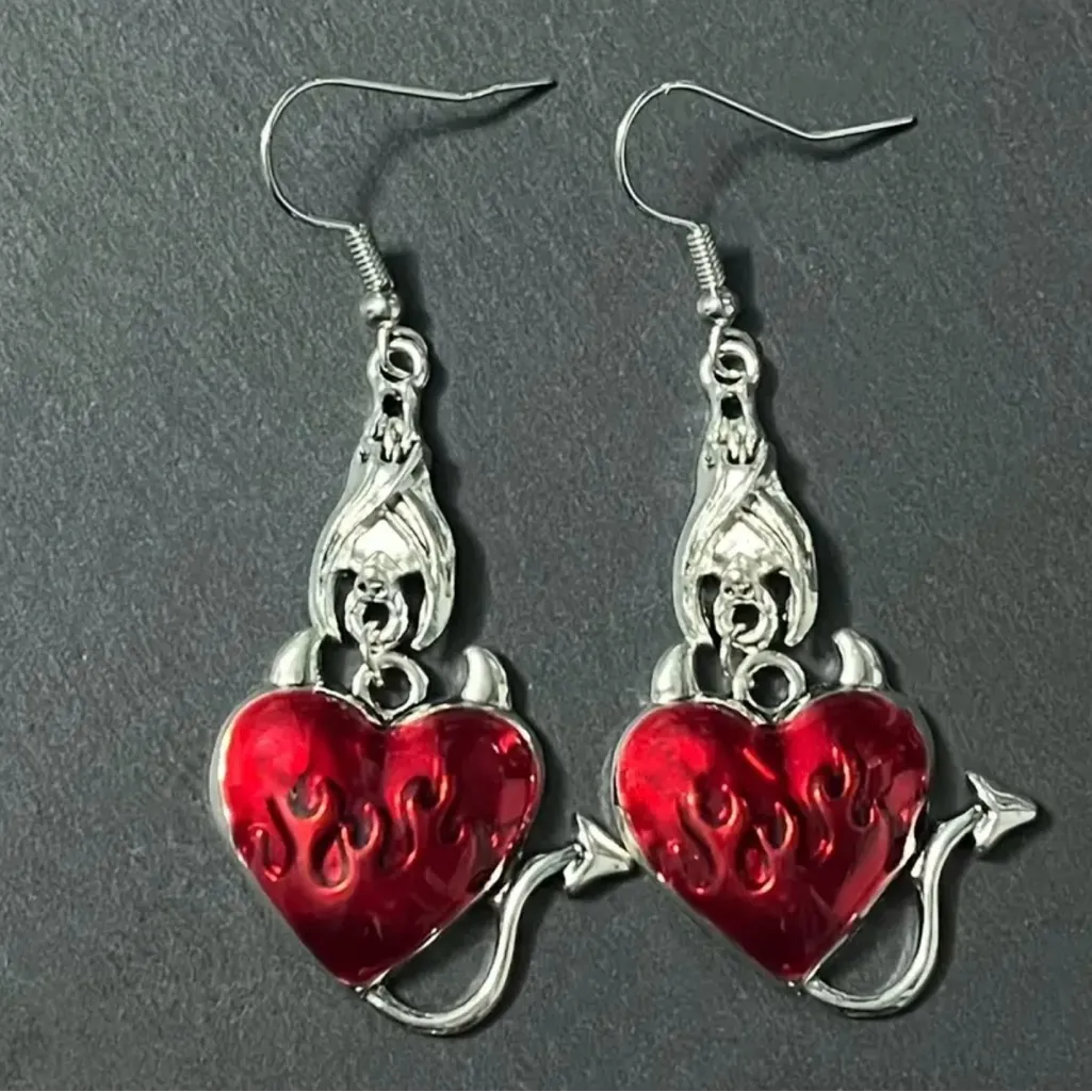 Gothic Bat Heart Shaped Devil Design Silver/Red‎ Zinc Alloy Dangle Earrings Silver - Image 7