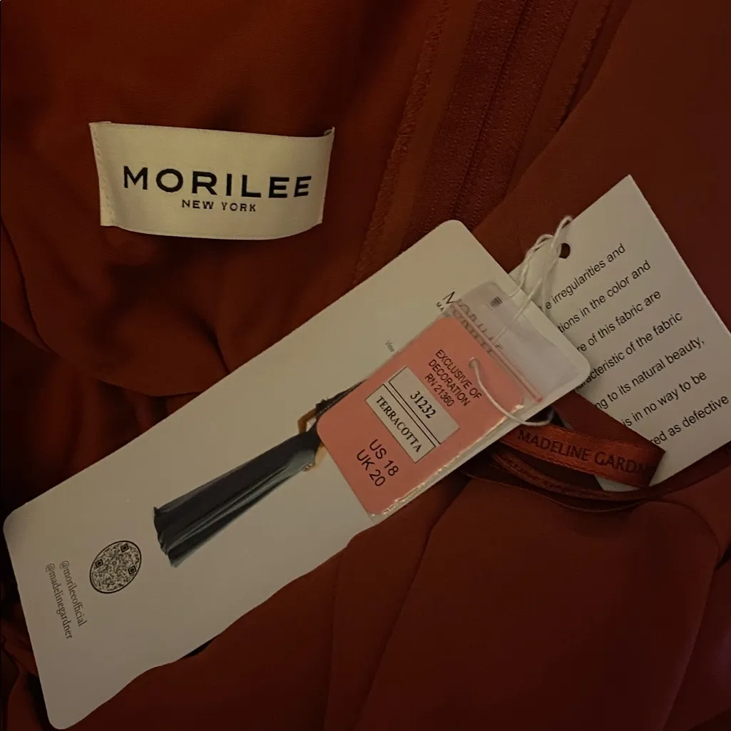 Morilee 31232 Feminine Capelet
Sleeve Bridesmaid Dress
18 - Image 5