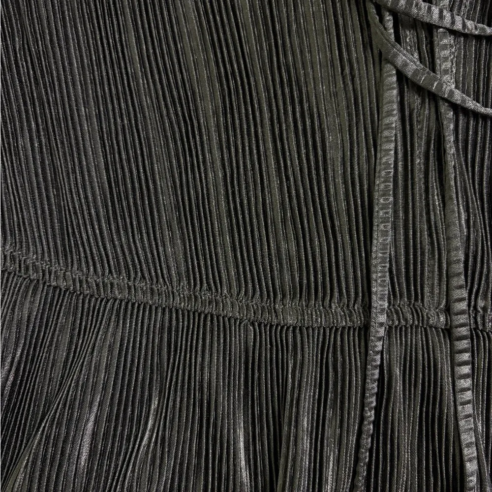 ⭐️ZARA Black Ruffle Pleated Top - Image 4