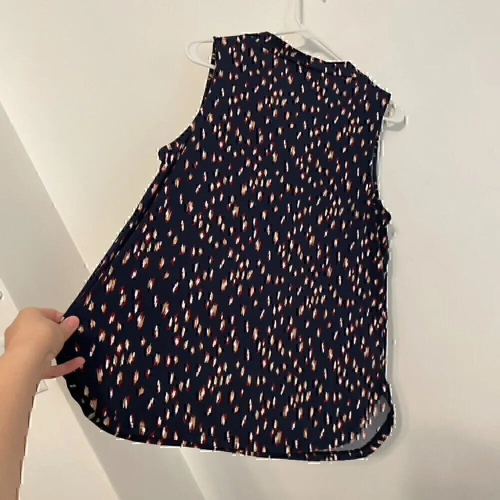 41 HAWTHORN STITCH FIX Alicia Pleat Knit Top Navy Blue Ikat Geo Sleeveless Large - Image 12