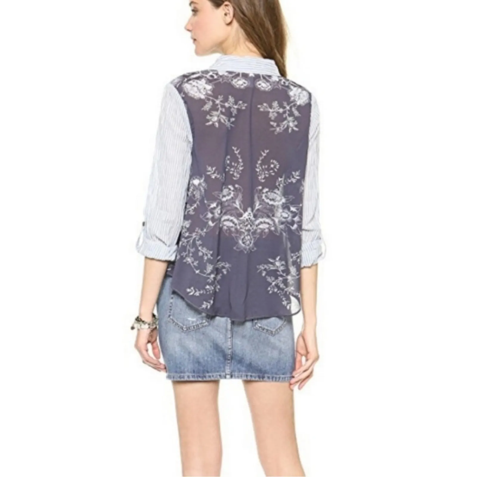 Free People Party in the Back Button Blouse Shirt size Small - Image 9