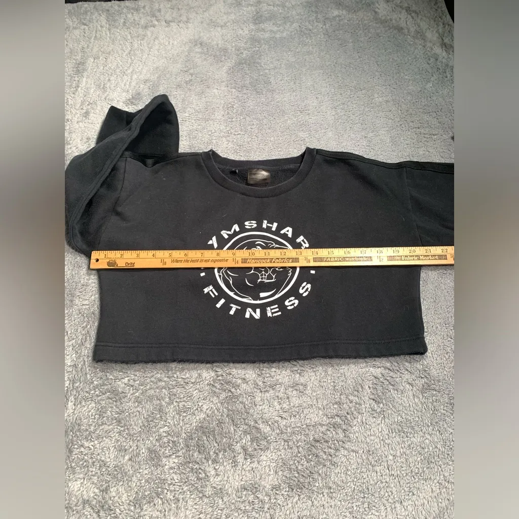 Gymshark Black Cropped Sweatshirt small - Image 8