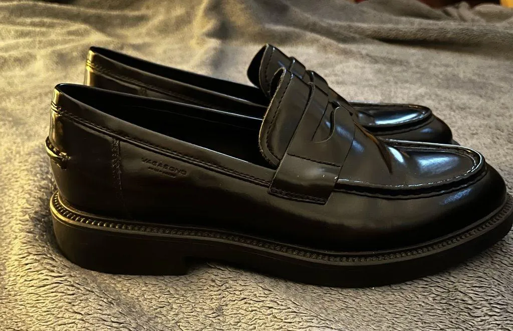 Vagabond Shoemakers Kenova Black Leather Loafers size 39 - Image 4