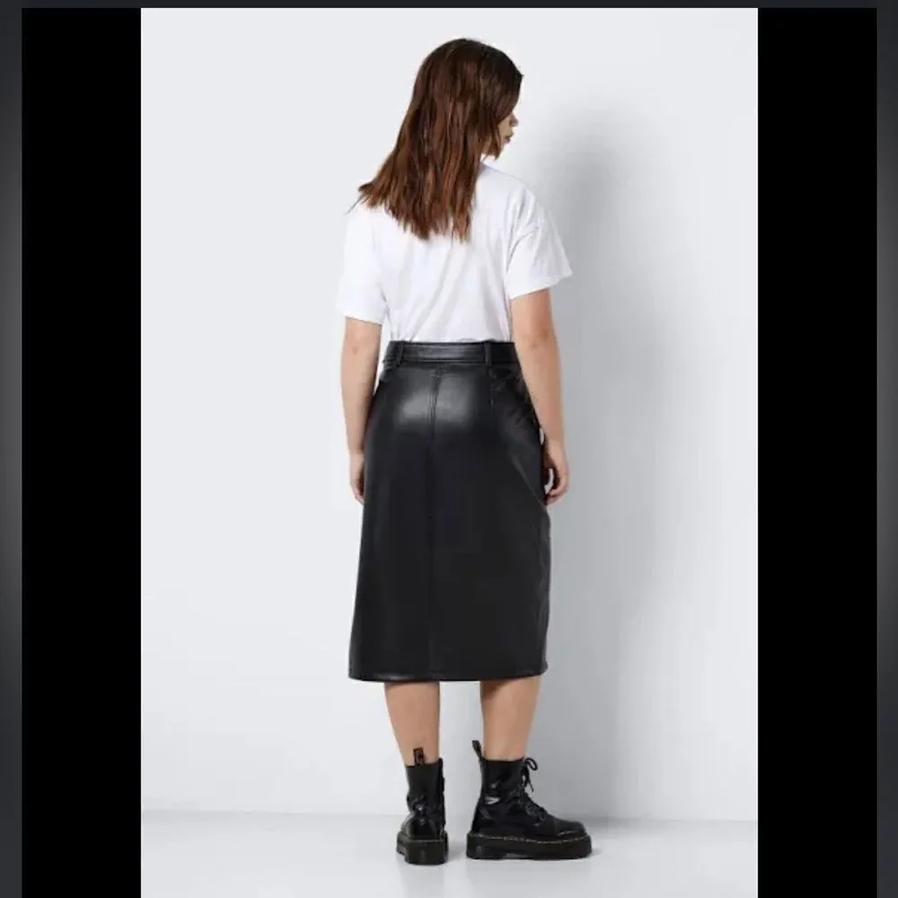 Noisy May Paula Cargo Faux Leather Midi Skirt size large NWOT - Image 2