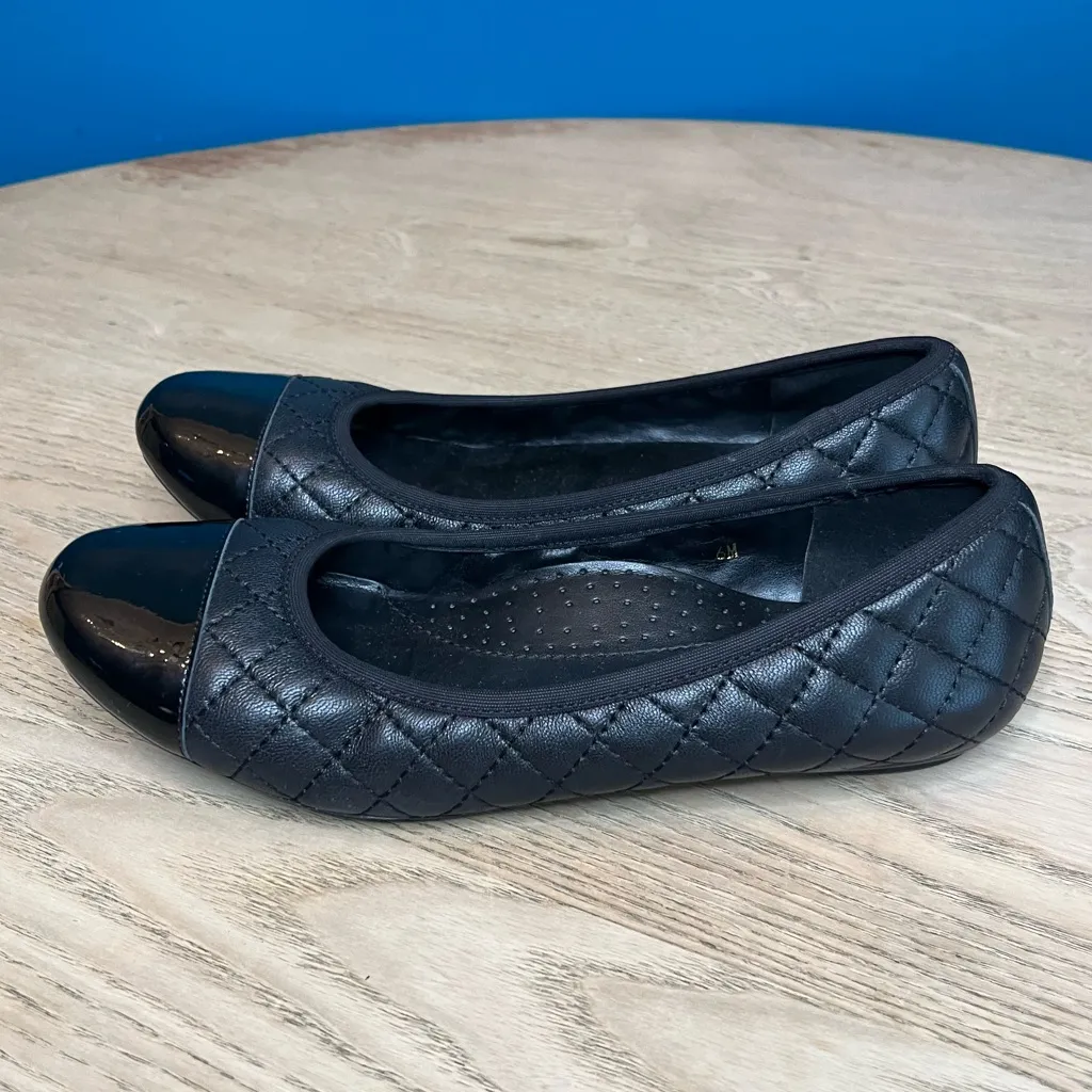 Vaneli Serene Black Quilted Leather Ballet Flats Patent Cap Toe Women’s Size 6 - Image 4