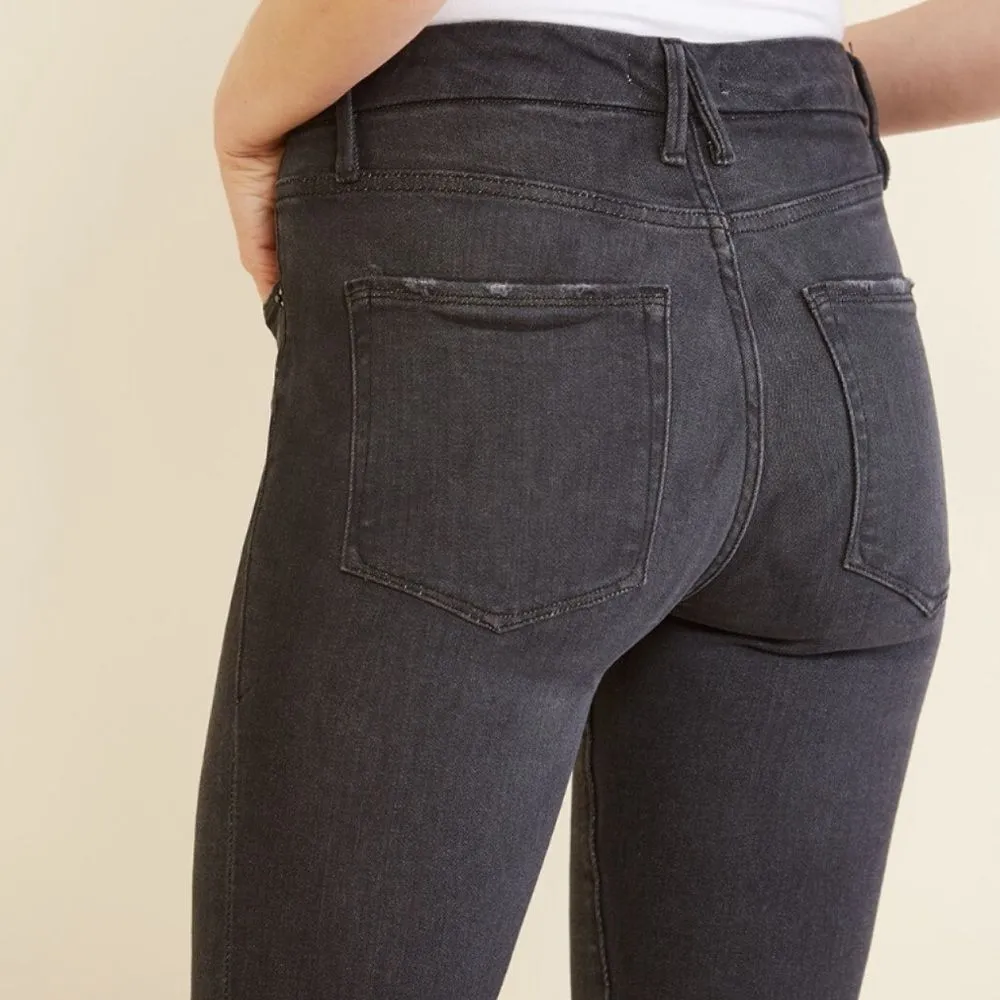 Good American Jeans Good Legs Crop Raw Hem Distressed Black Wash Size 30 | 10 - Image 11