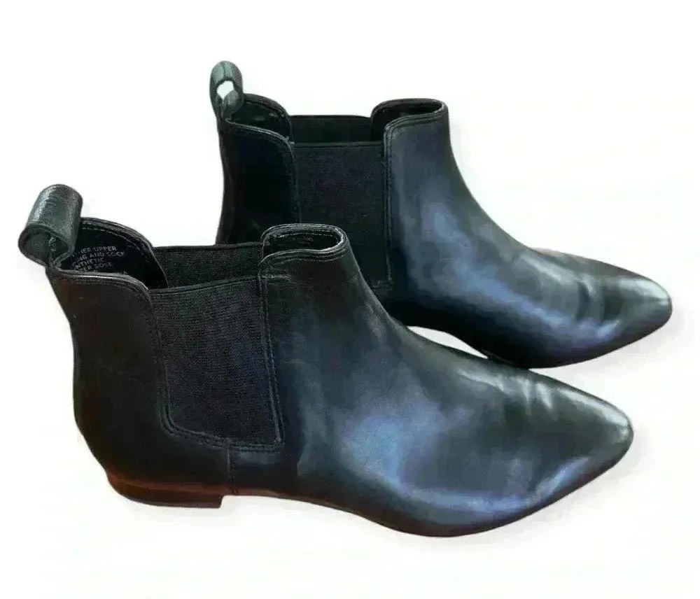 Banana Republic women’s black chelsea leather ankle boots size 6.5 - Image 4